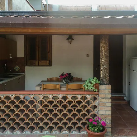 Almoetia * Calatabiano