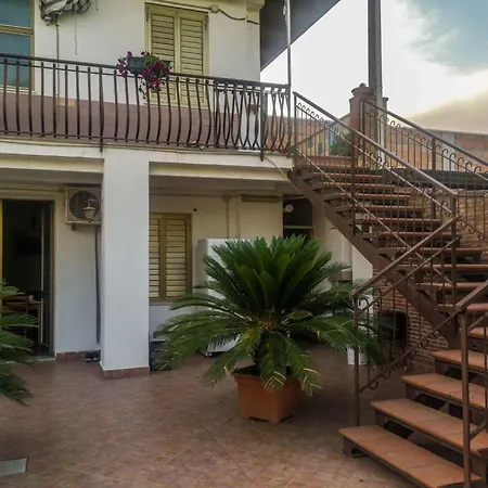 Almoetia Kemping Calatabiano