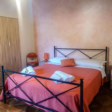 Almoetia Kemping Calatabiano